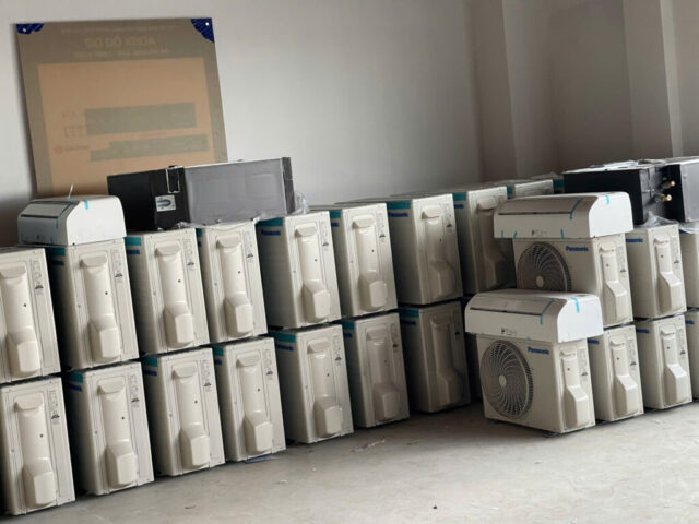 z6361653719008_50190a6b47aa30cb83eaa1571a33e2bc