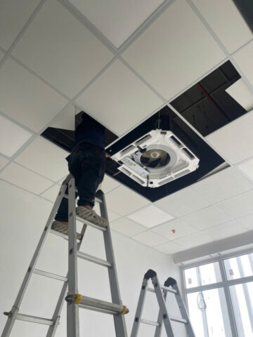 z6361653819549_6c6f42db9fec0fa759754475ded2194d