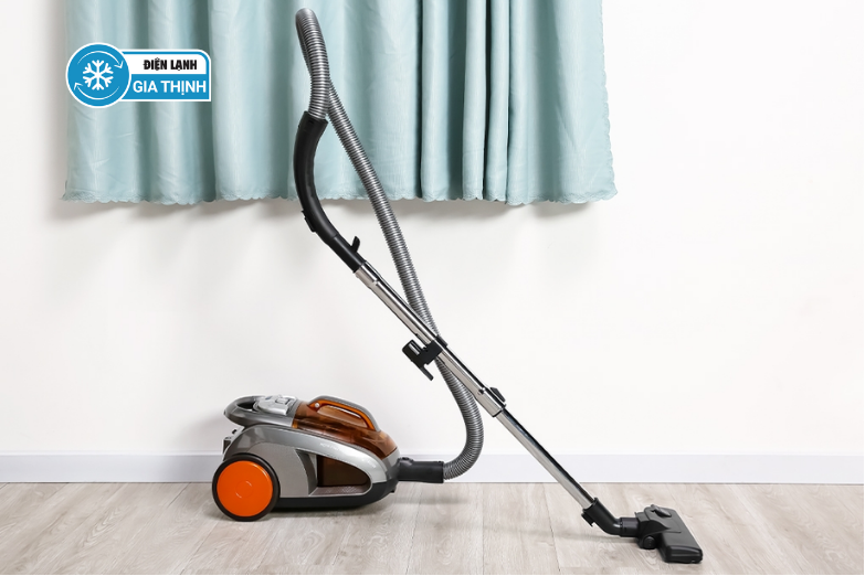 Cách Vệ Sinh Máy Lạnh Bằng Máy Hút Bụi Cực Đơn Giản, An Toàn Tại Nhà