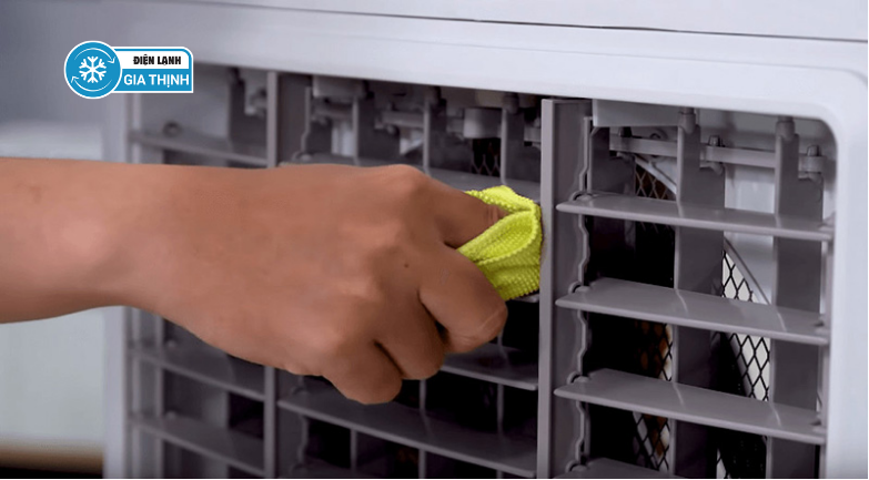 Cách Vệ Sinh Quạt Điều Hòa Nhanh, Đơn Giản Và An Toàn Tại Nhà